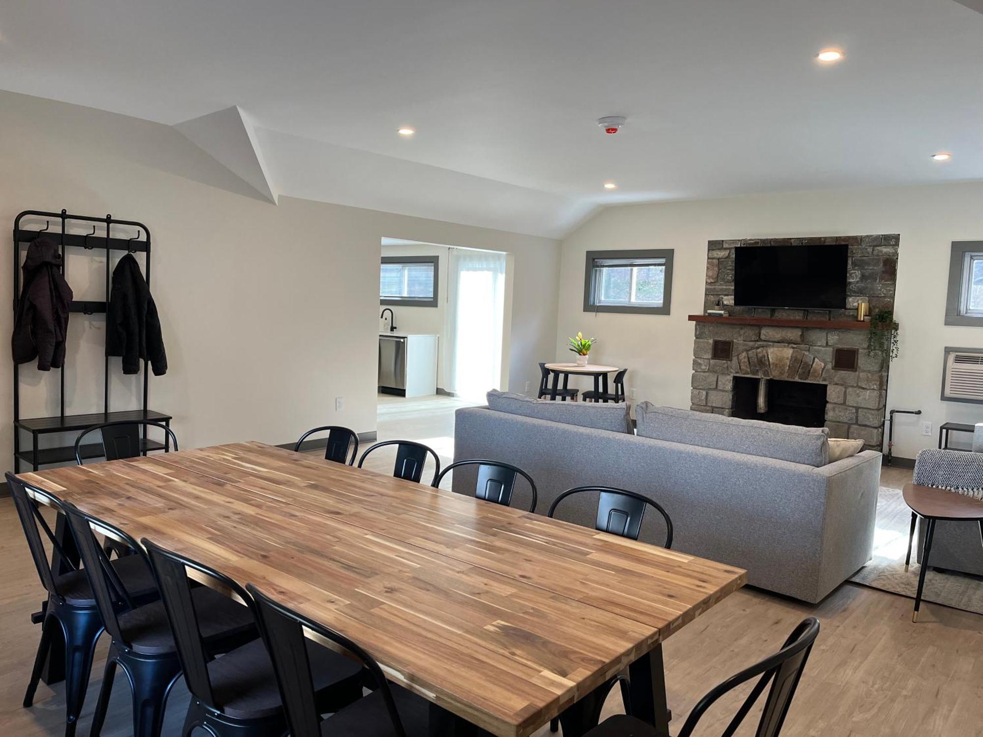 East Rock Inn 格利巴陵顿 外观 照片